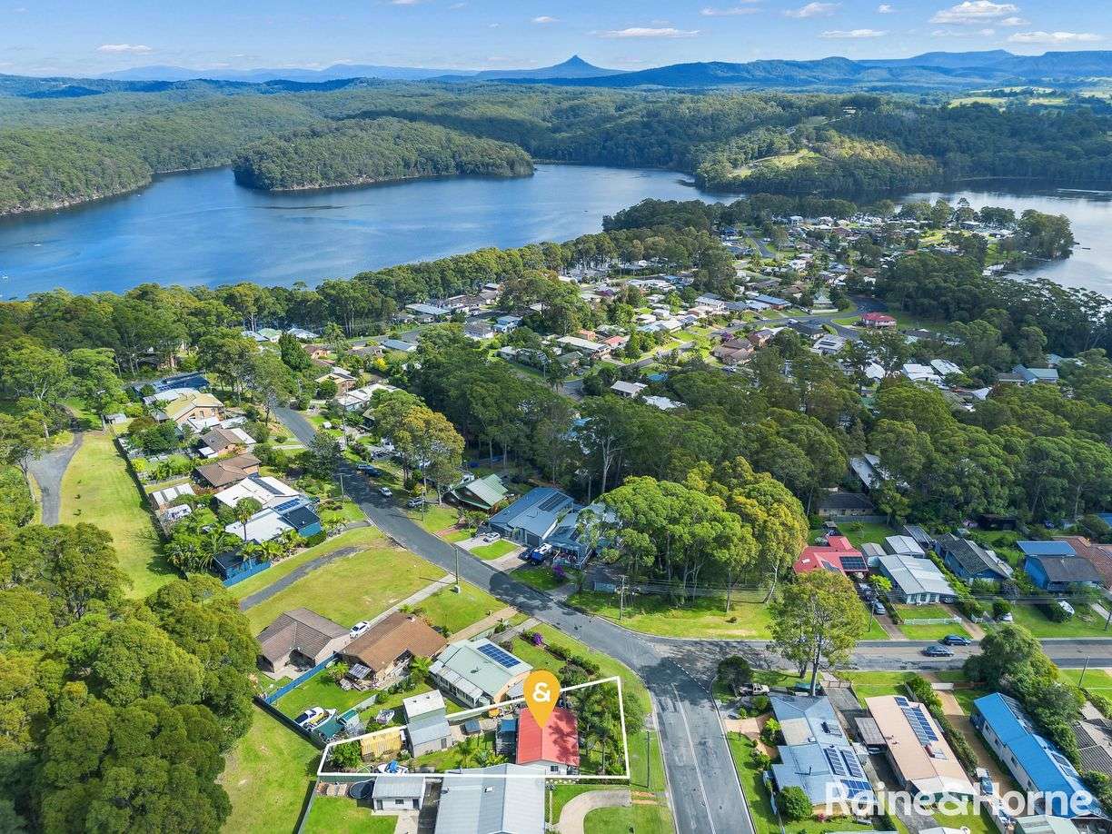 96 Kings Point Drive, Kings Point, NSW 2539 Raine & Horne Mollymook Ulladulla Milton